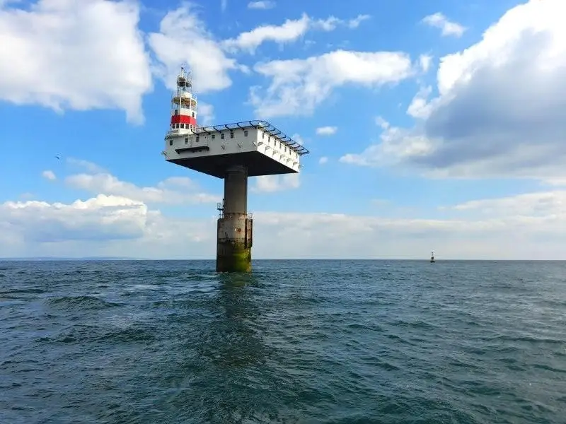 Tank decommissioning Royal Sovereign Lighthouse
