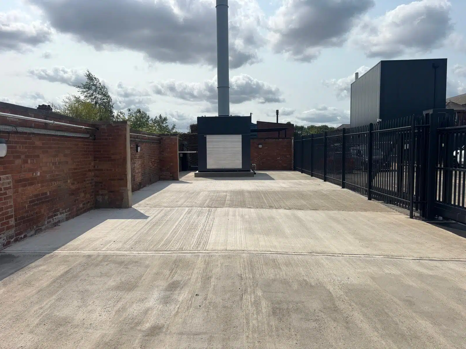 Fuel tank installation